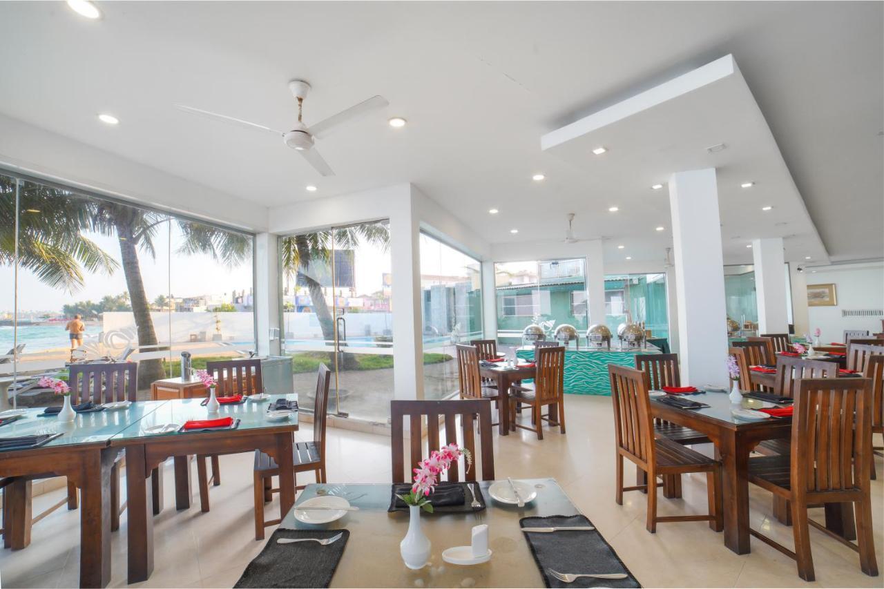 होटल Hikkaduwa Beach Hotel 4*