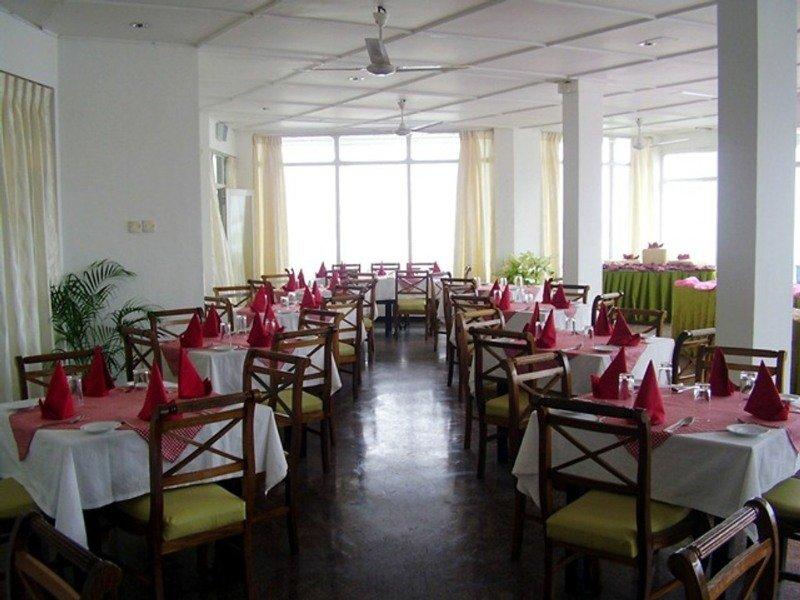 - Special On 3 Night Or 4* Hikkaduwa